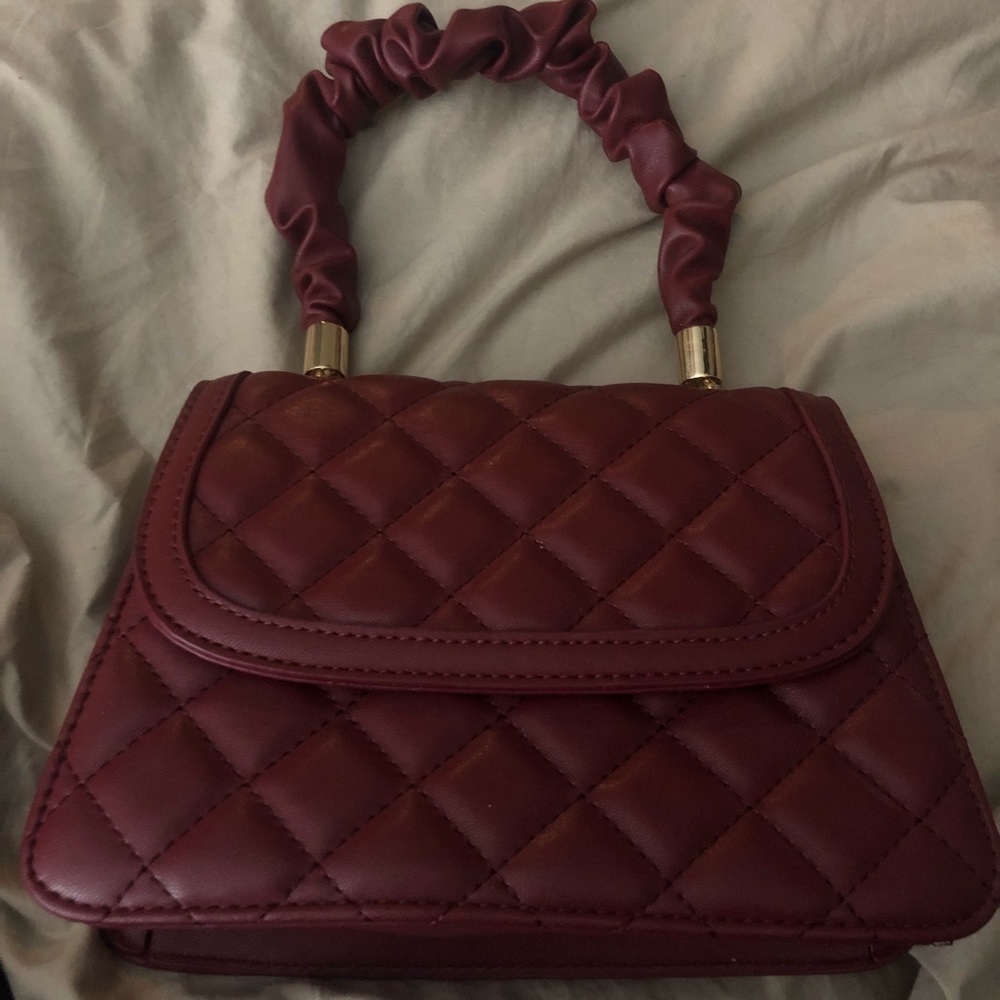 Quilted handbag